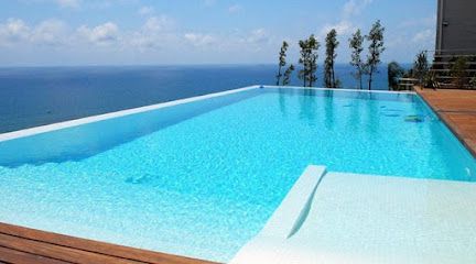 Piscinas Athena-Nike