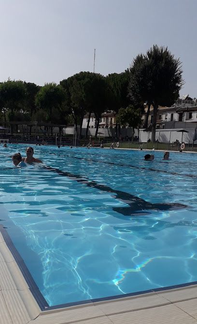 Piscina municipal Castilleja
